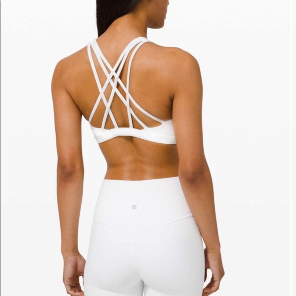 Lululemon Free To Be Serene Bra